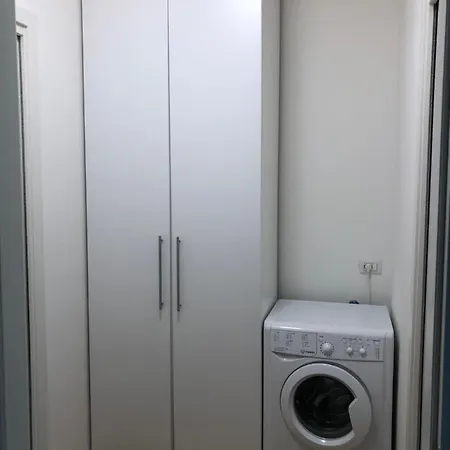 Italia Apartmán *